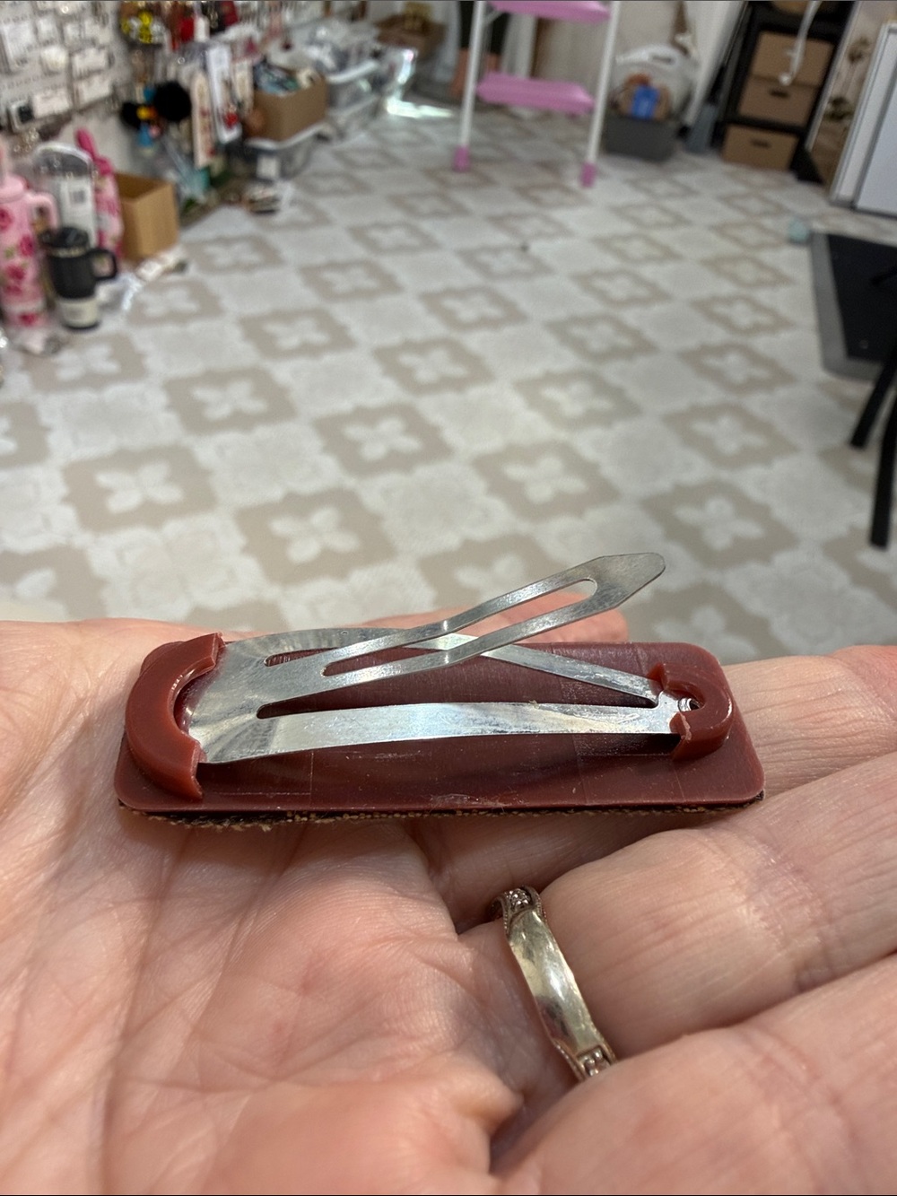 Upcycled Gucci GG classic monogram bag into barrettes set clips - Picture 2 of 5